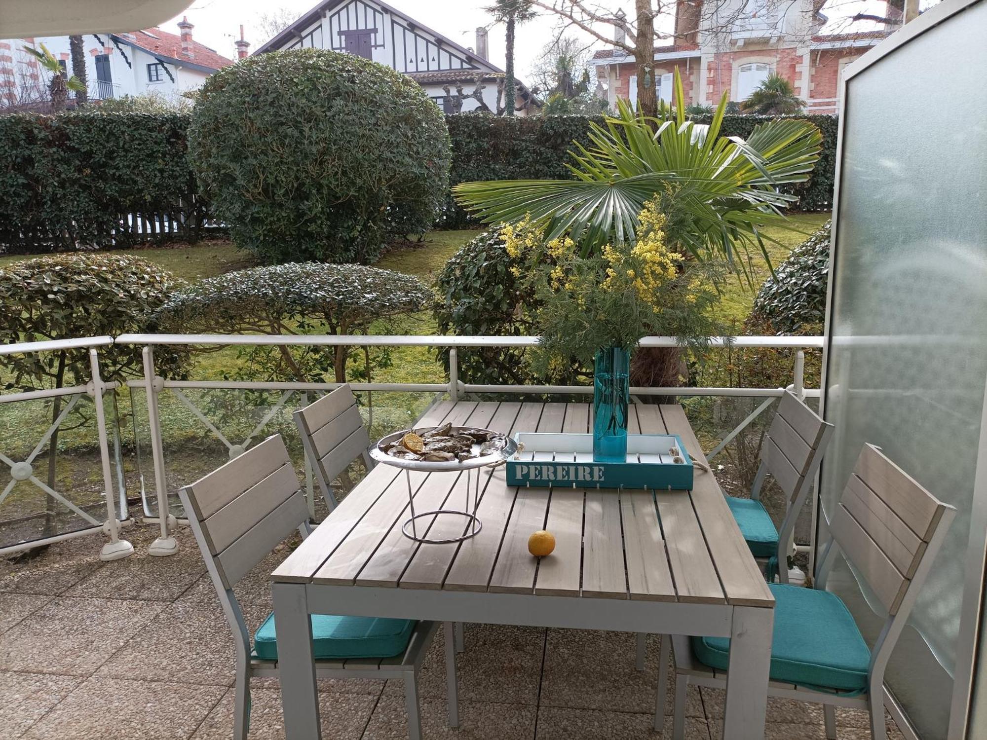 Appartement T2 En Front De Mer A Arcachon, Acces Direct Plage, Parking, Animaux Admis - Fr-1-374-201 Exterior photo