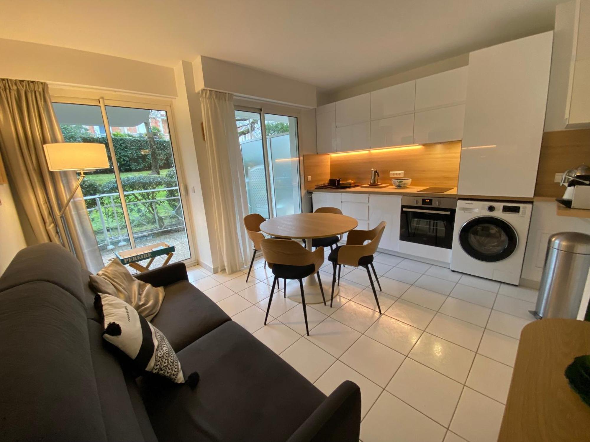 Appartement T2 En Front De Mer A Arcachon, Acces Direct Plage, Parking, Animaux Admis - Fr-1-374-201 Exterior photo